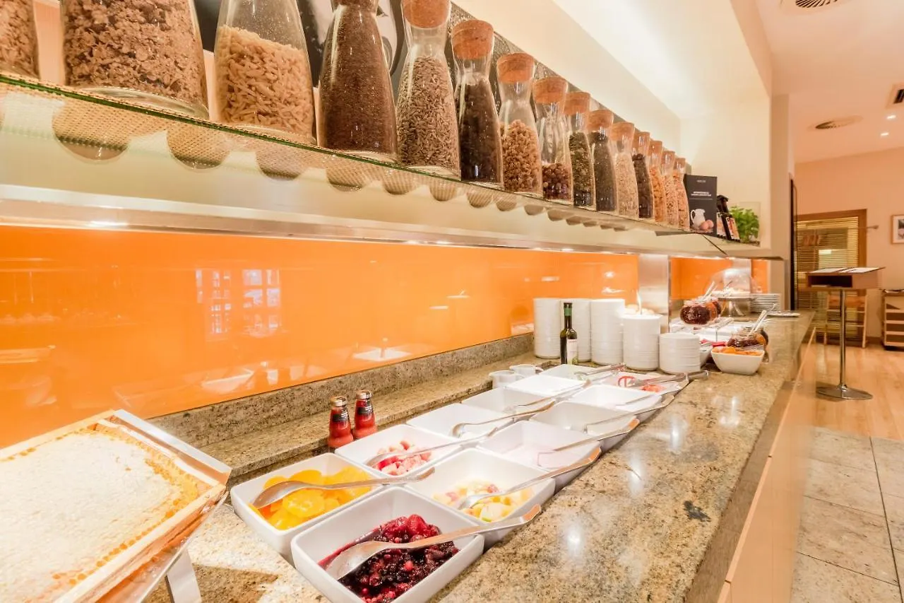 Mercure Hotel Koeln City Friesenstrasse